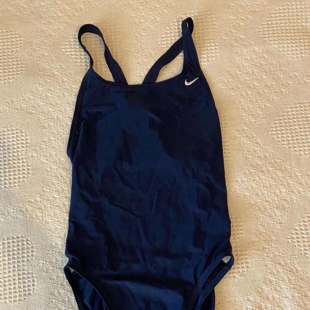 Bathing suit - Picture 4 of 9